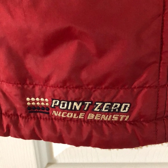 Reversible red/tan vest - Picture 7 of 14